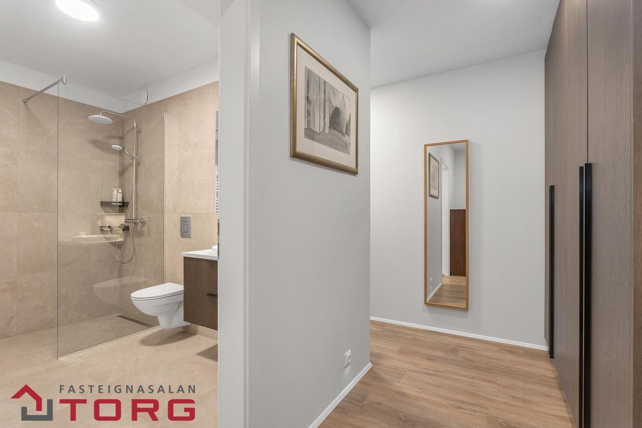 Hringhamar 37, 221 Hafnarfjörður