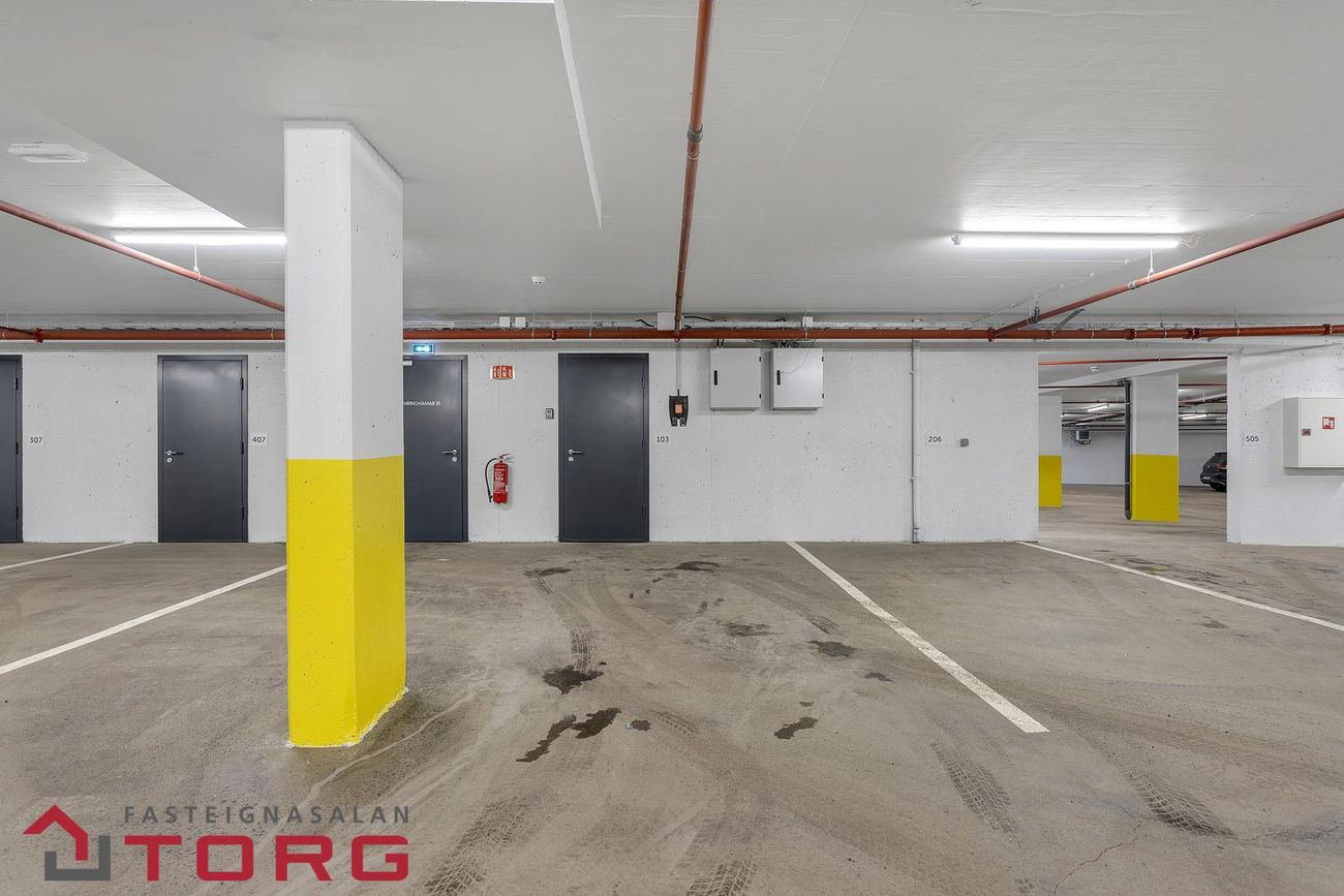 Hringhamar 37, 221 Hafnarfjörður