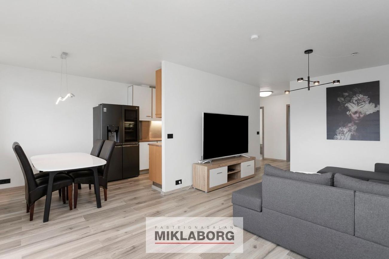 Ugluhólar 6, 111 Reykjavík