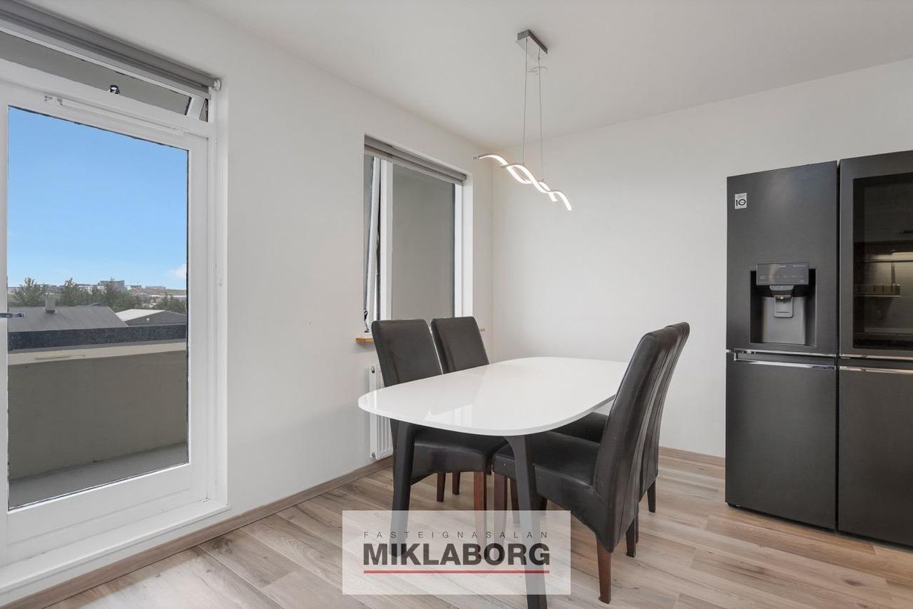 Ugluhólar 6, 111 Reykjavík