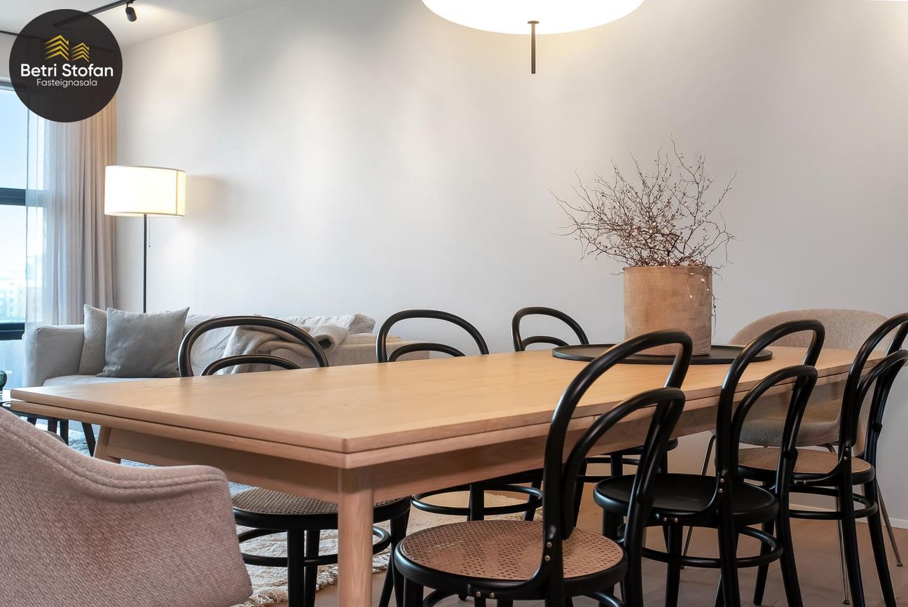 Grensásvegur 2B, 108 Reykjavík
