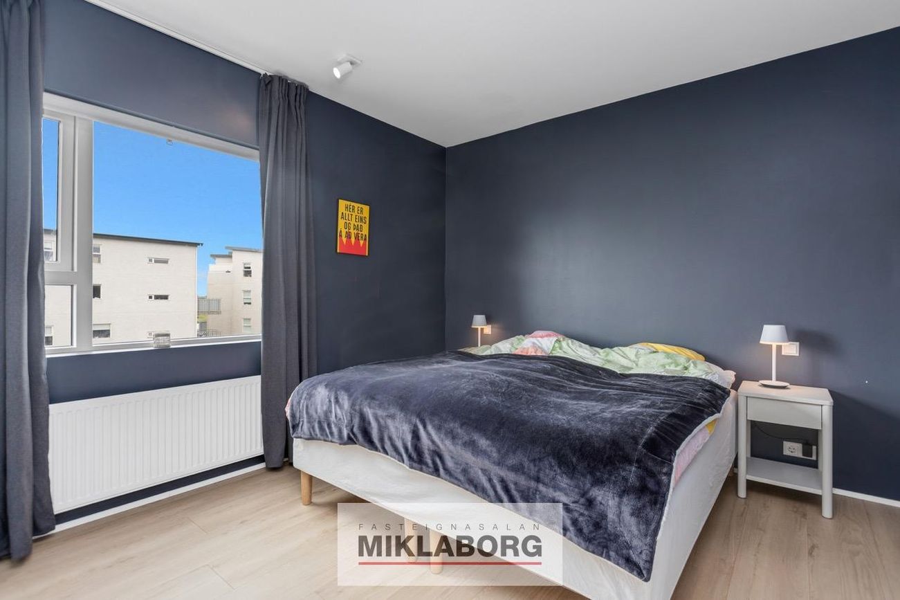 Skyggnisbraut 1, 113 Reykjavík