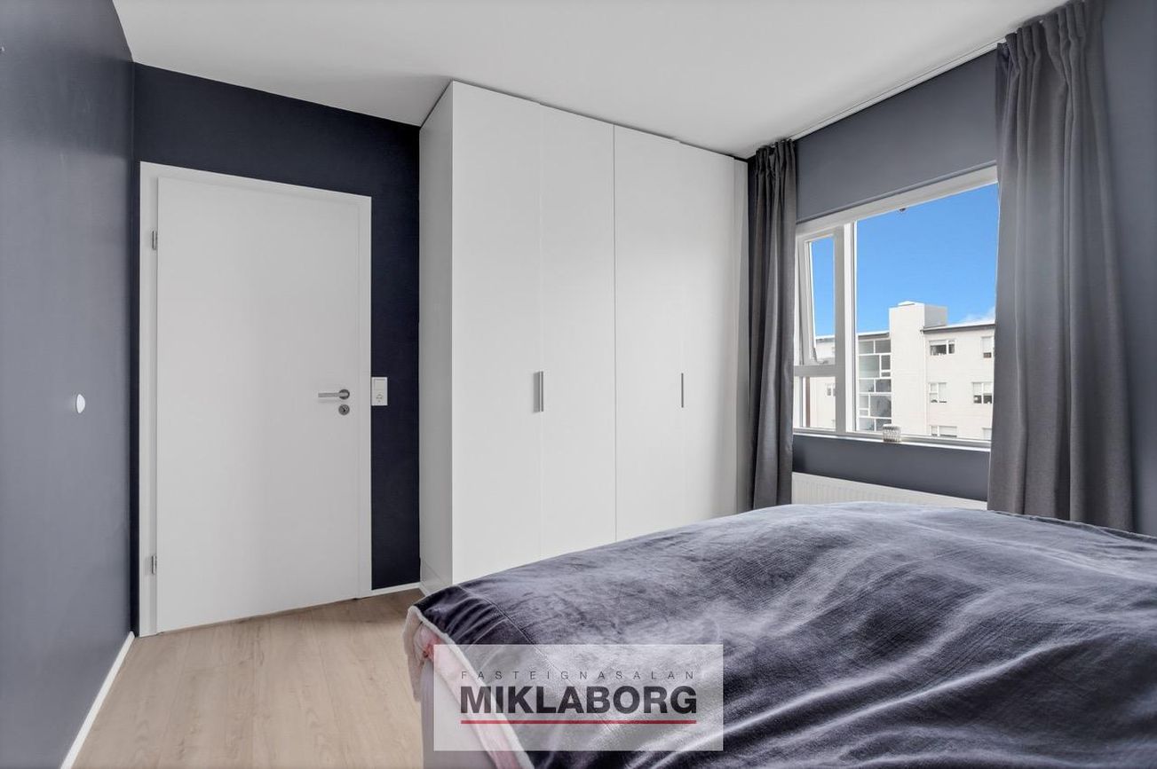 Skyggnisbraut 1, 113 Reykjavík