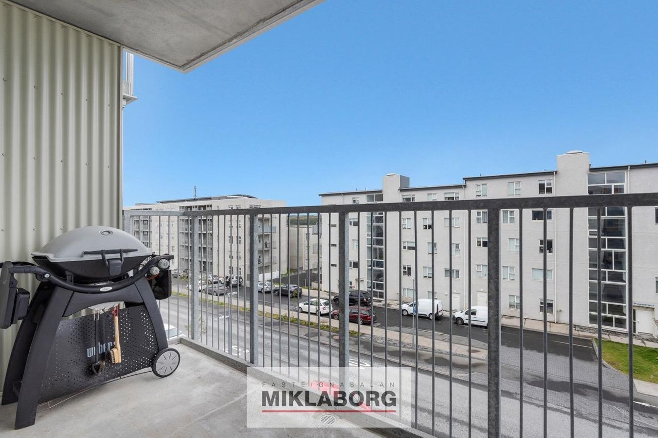 Skyggnisbraut 1, 113 Reykjavík