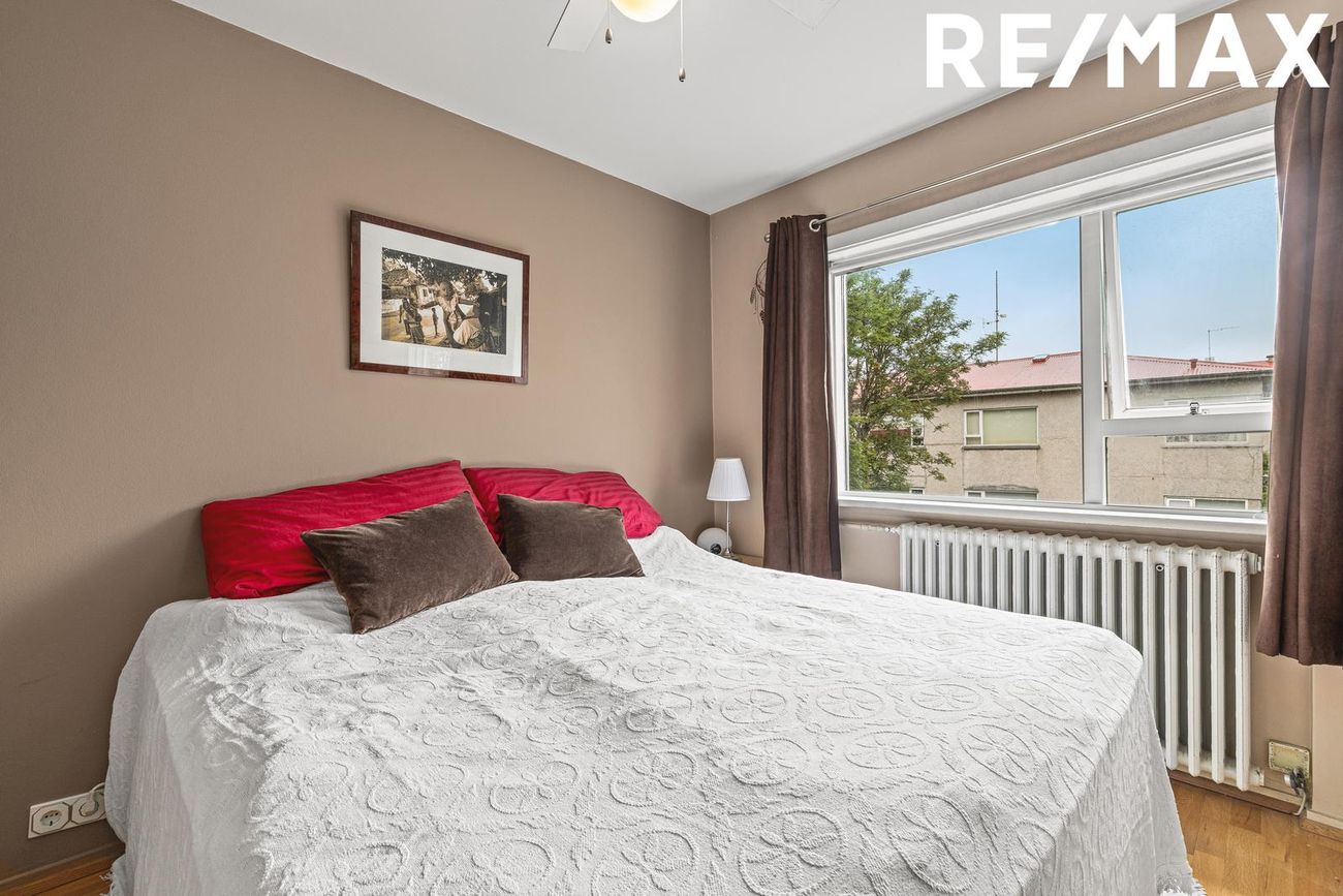Meðalholt 11, 105 Reykjavík