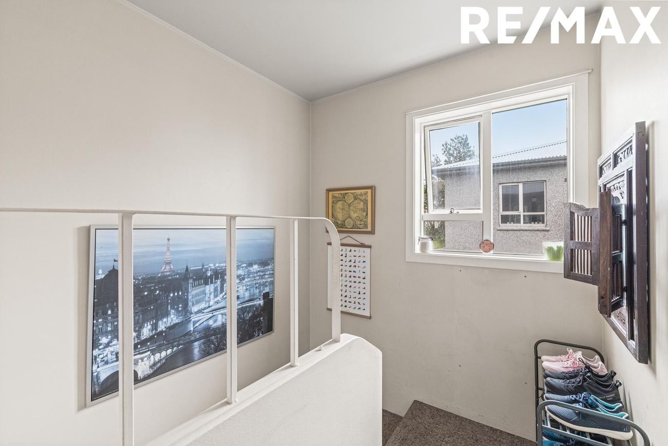 Meðalholt 11, 105 Reykjavík