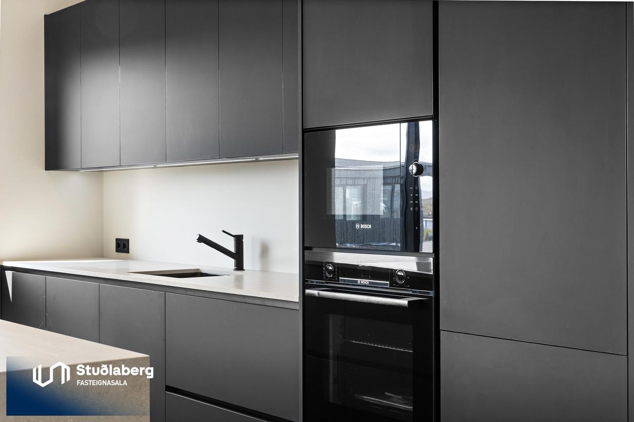 Huldudalur 9, 260 Reykjanesbær