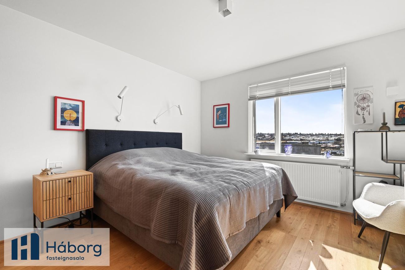 Línakur 1, 210 Garðabær