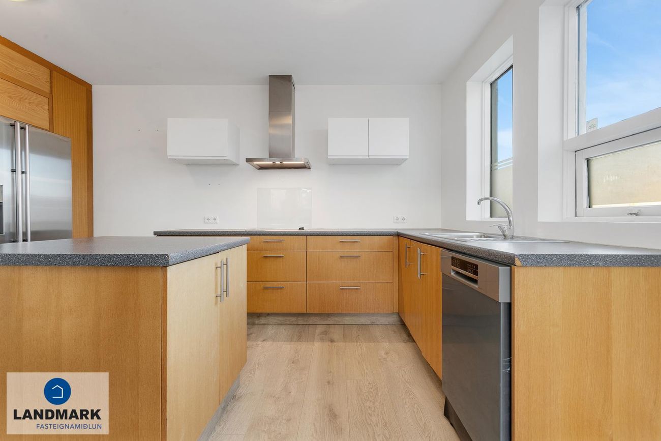 Berjavellir 3, 221 Hafnarfjörður