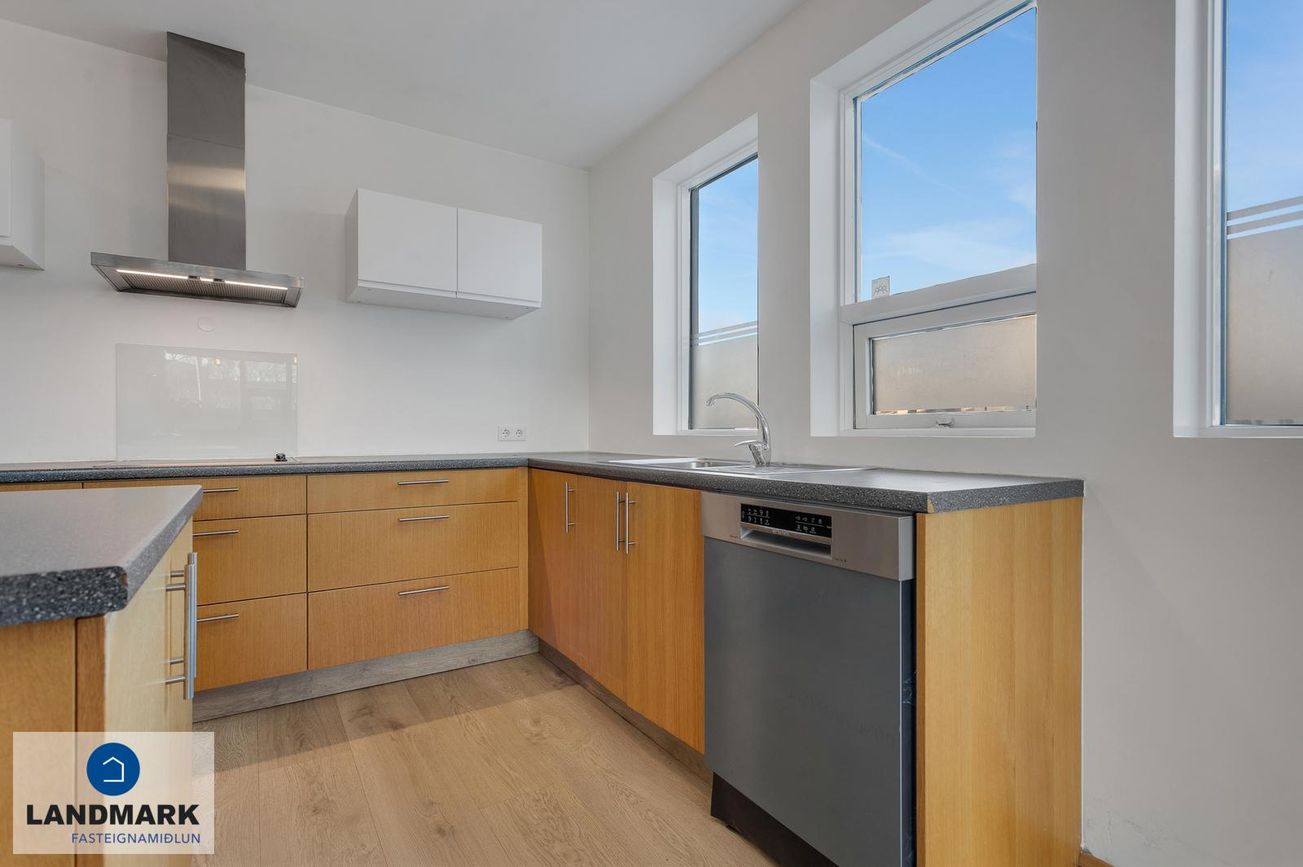 Berjavellir 3, 221 Hafnarfjörður