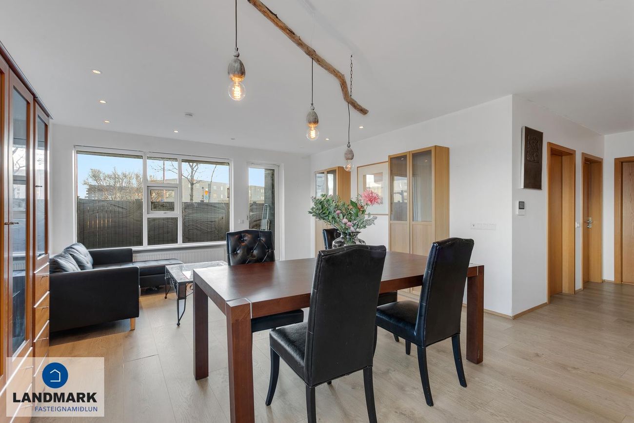 Berjavellir 3, 221 Hafnarfjörður