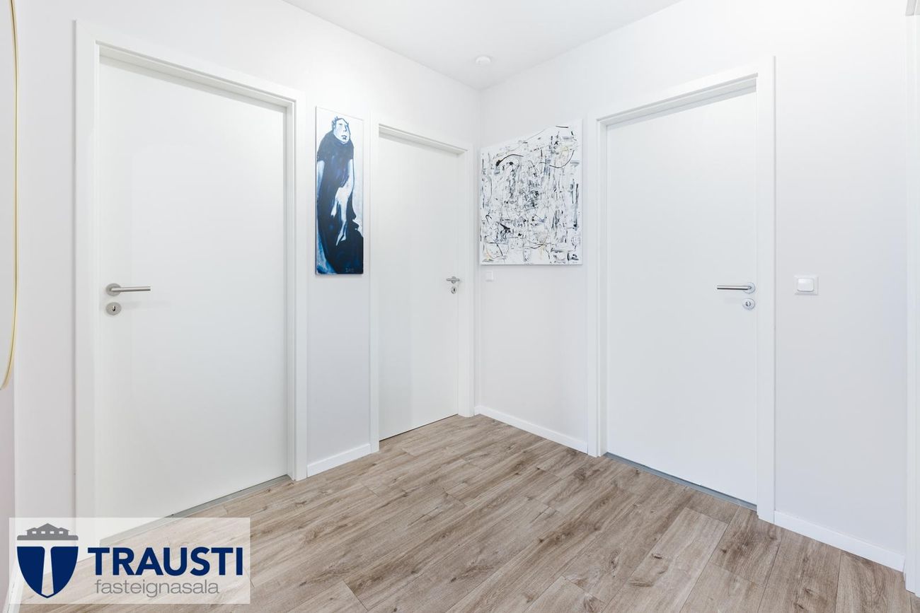 Álfkonuhvarf 43, 203 Kópavogur