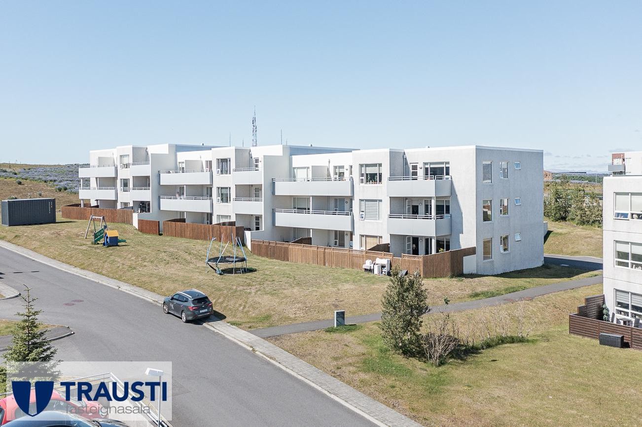 Álfkonuhvarf 43, 203 Kópavogur
