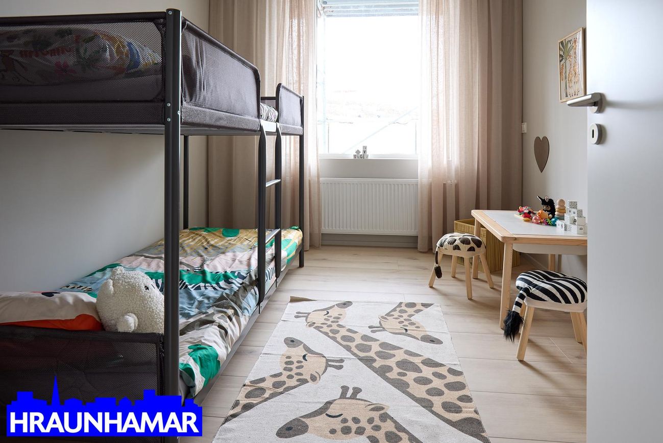 Baughamar 5, 221 Hafnarfjörður