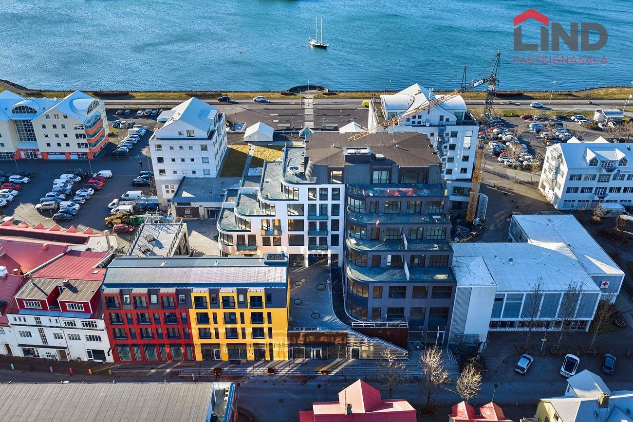 Strandgata 26, 220 Hafnarfjörður