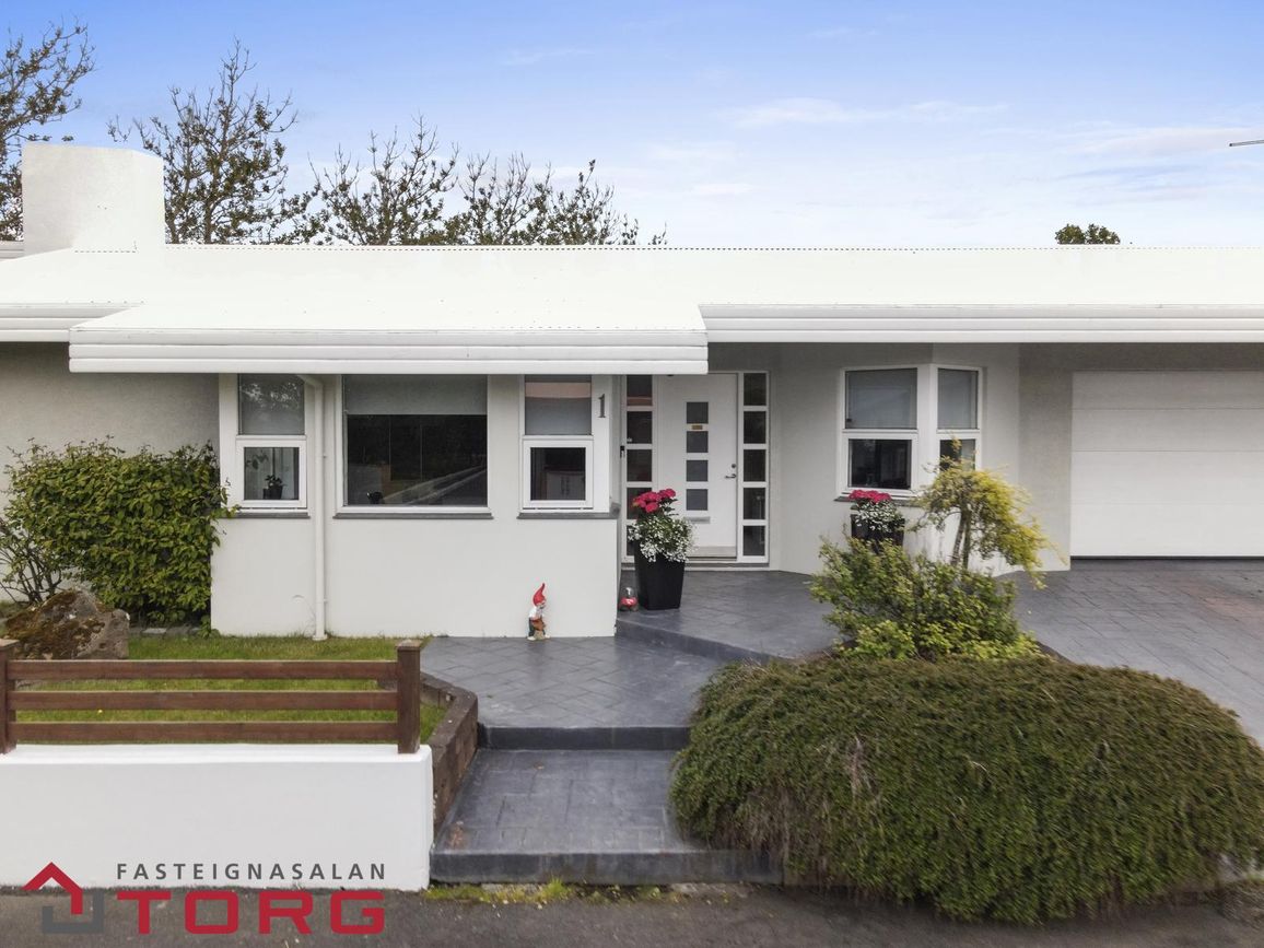 Týsvellir 1 - 0101, 230 Reykjanesbær