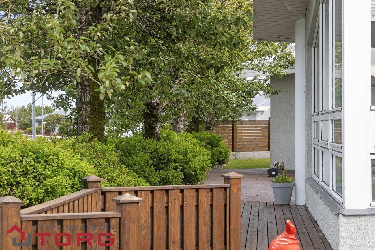 Týsvellir 1 - 0101, 230 Reykjanesbær