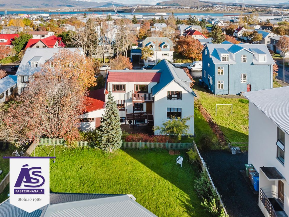 Efstasund 98, 104 Reykjavík
