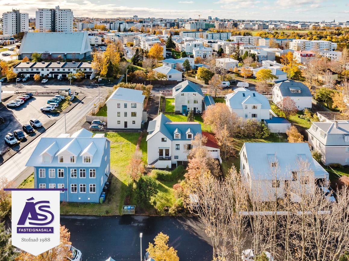 Efstasund 98, 104 Reykjavík