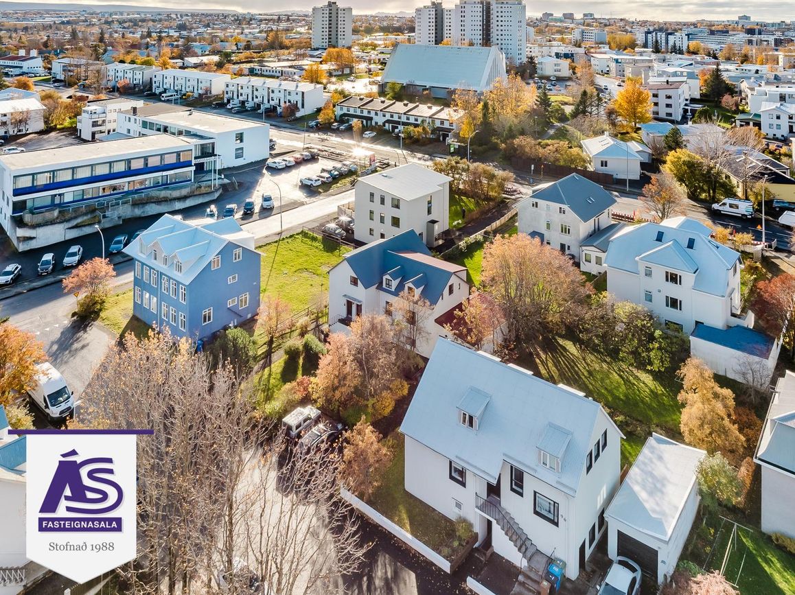 Efstasund 98, 104 Reykjavík