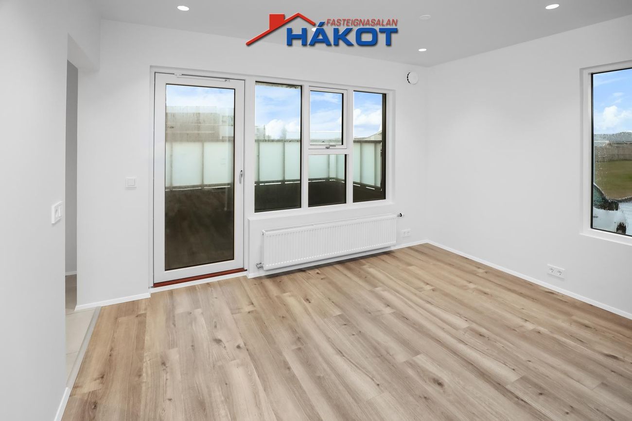 Asparskógar 18, 300 Akranes