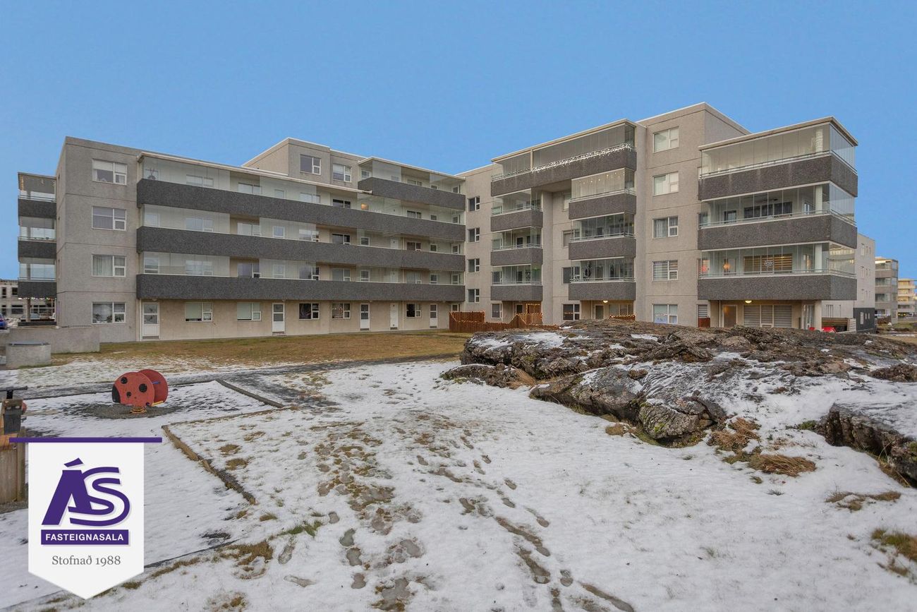 Eskivellir 7, 221 Hafnarfjörður