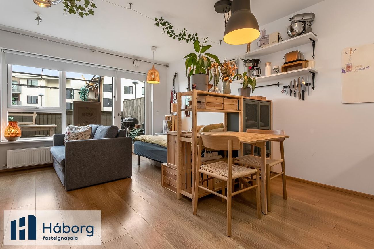 Stakkholt 2A, 105 Reykjavík