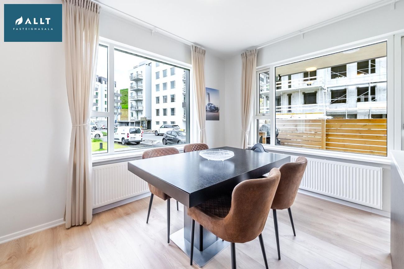 Hringhamar 35, 221 Hafnarfjörður