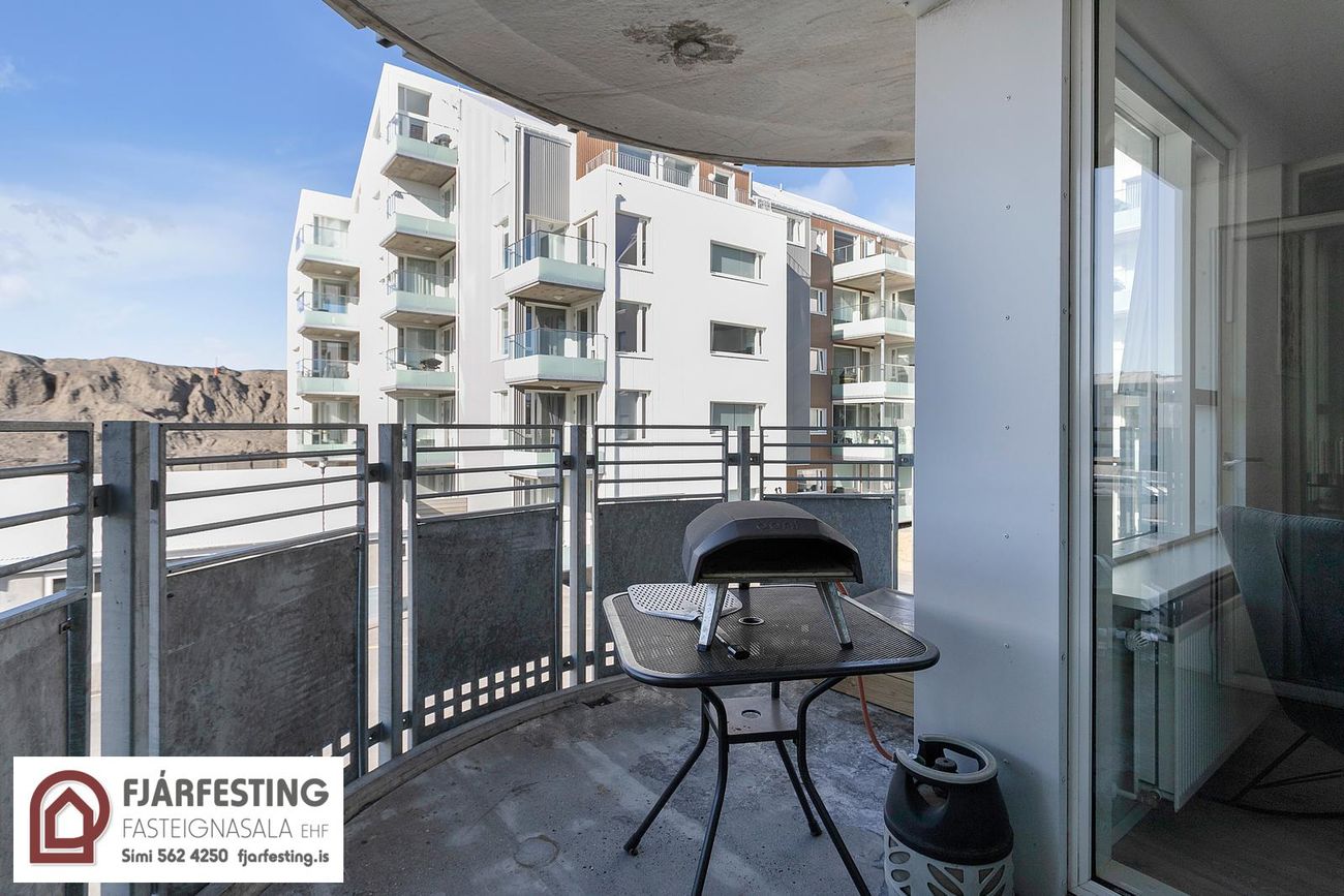 Tangabryggja 18, 110 Reykjavík