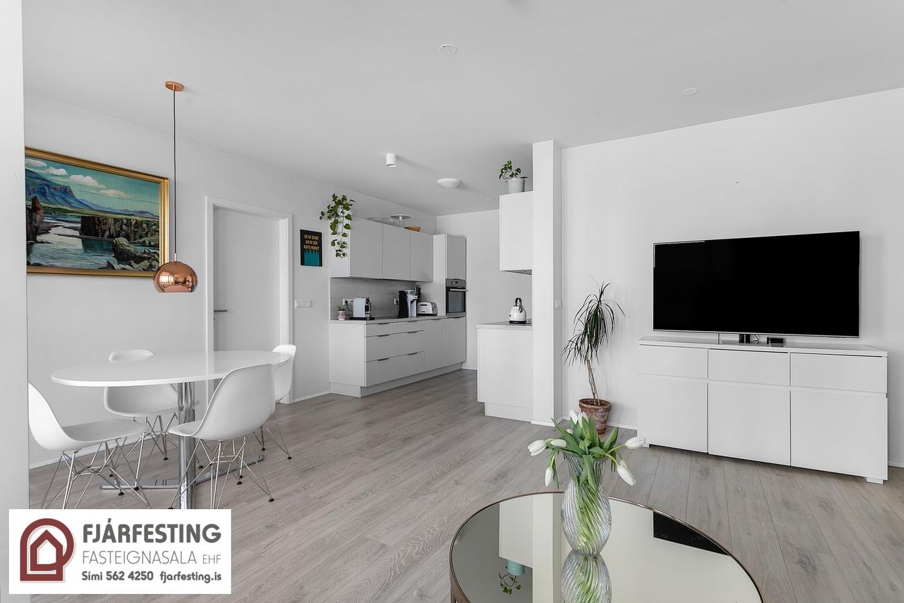 Tangabryggja 18, 110 Reykjavík