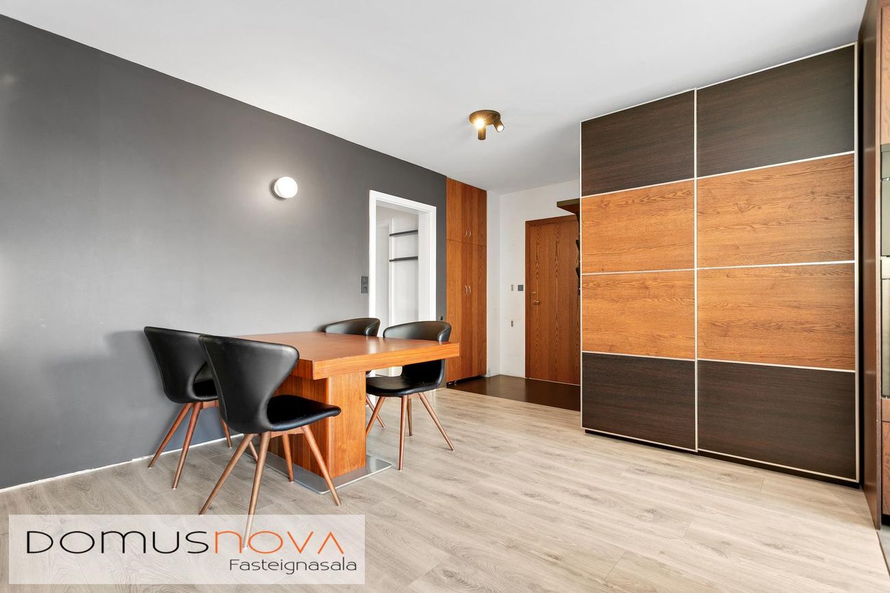 Hraunbær 128, 110 Reykjavík