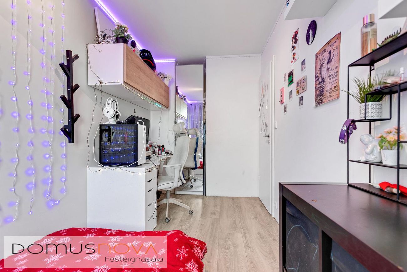 Hraunbær 128, 110 Reykjavík