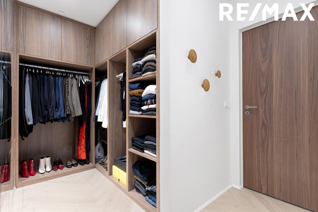 Hallgerðargata 9, 105 Reykjavík