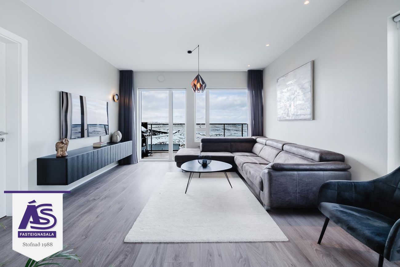 Hraungata 23 - 0401, 210 Garðabær