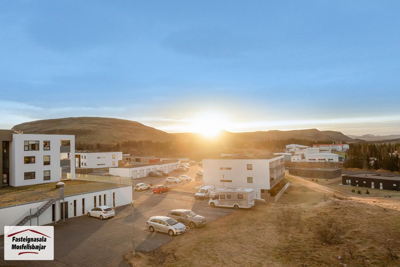 Vefarastræti 34, 270 Mosfellsbær