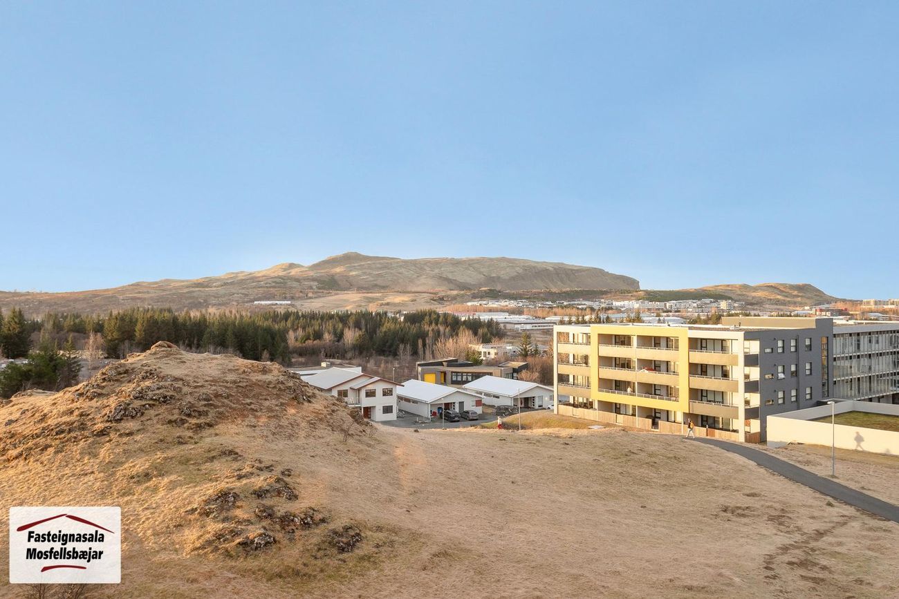 Vefarastræti 34, 270 Mosfellsbær