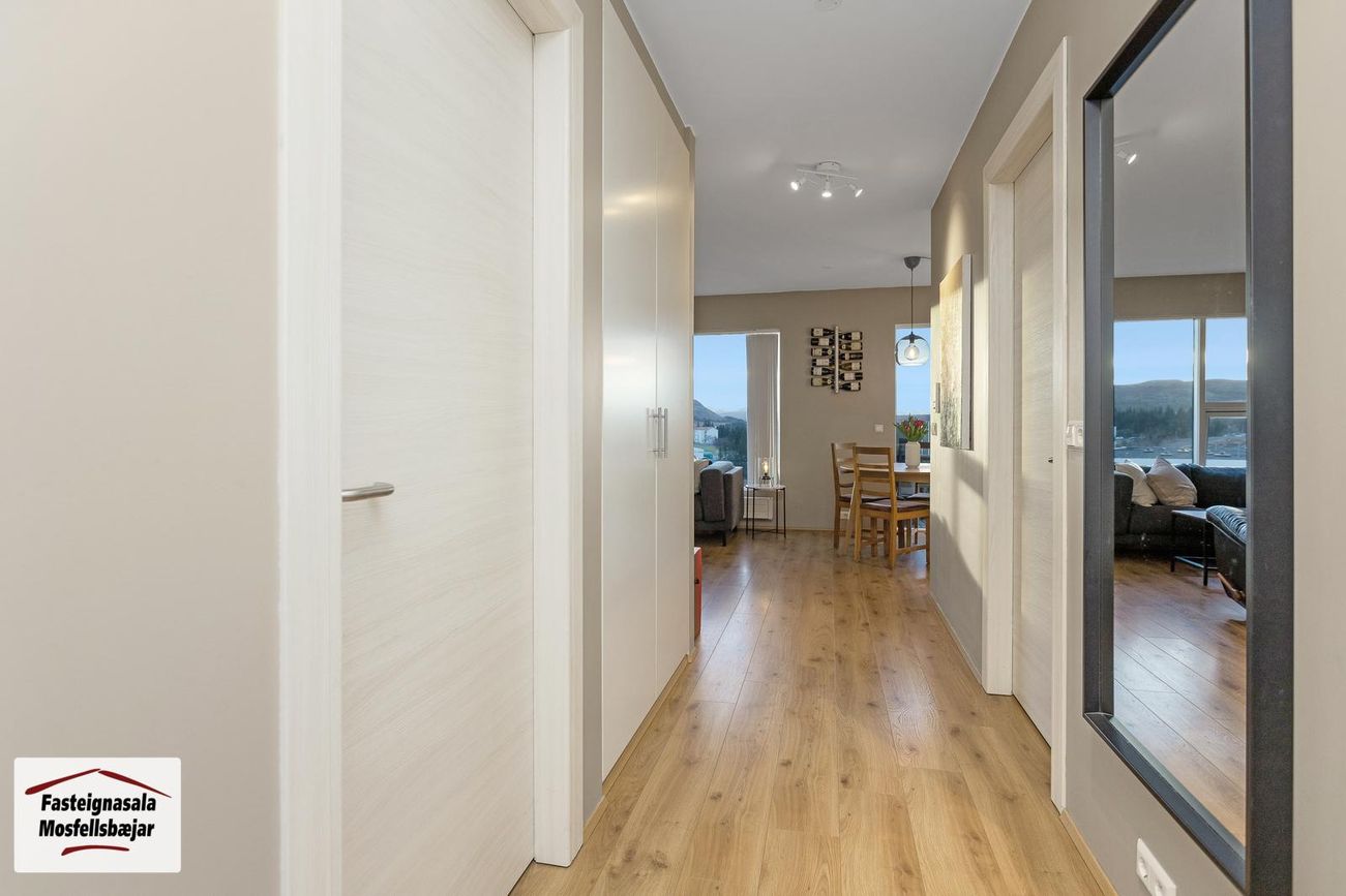 Vefarastræti 34, 270 Mosfellsbær