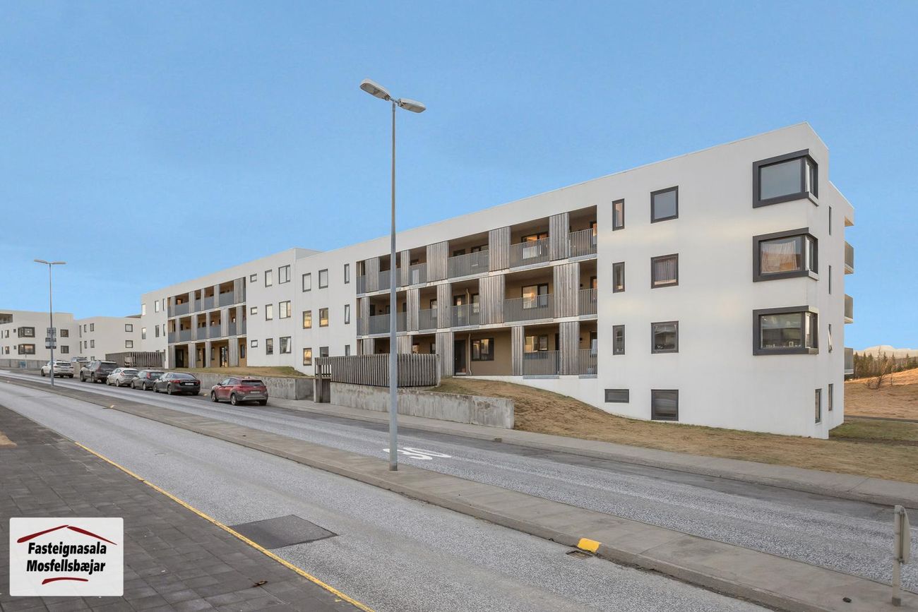 Vefarastræti 34, 270 Mosfellsbær
