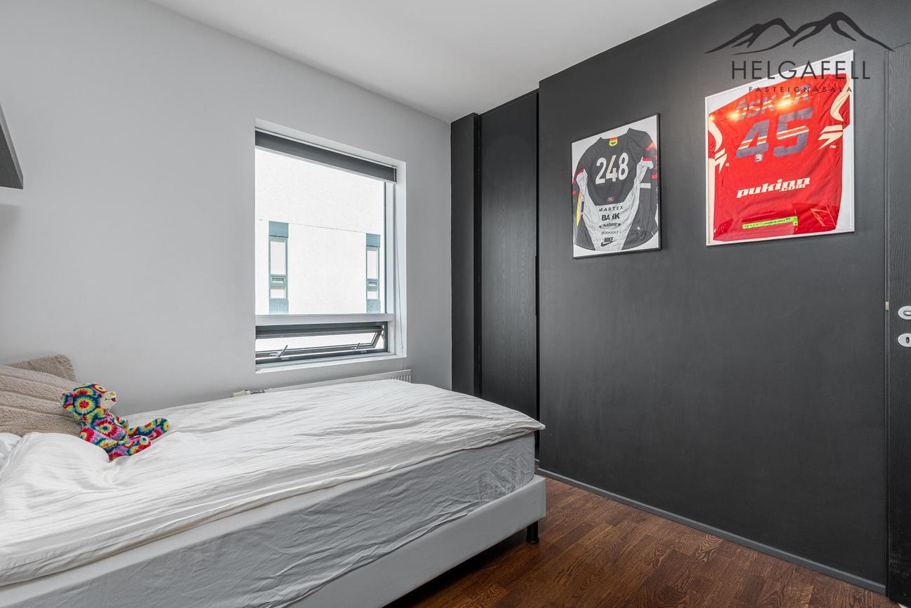 Helluvað 13, 110 Reykjavík