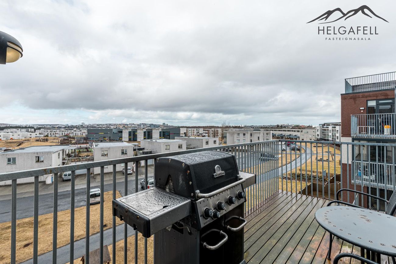 Helluvað 13, 110 Reykjavík