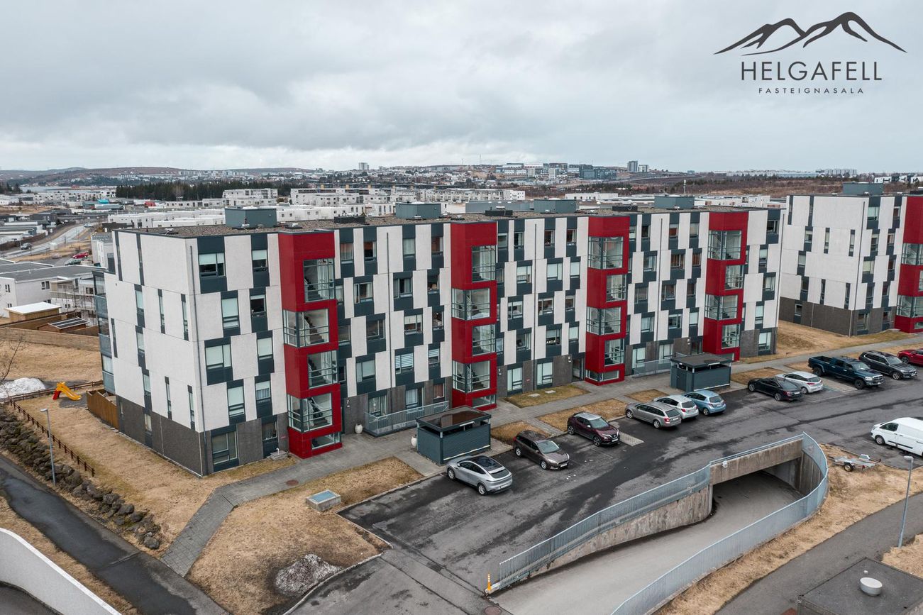 Helluvað 13, 110 Reykjavík