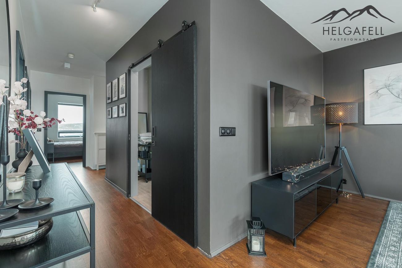 Helluvað 13, 110 Reykjavík