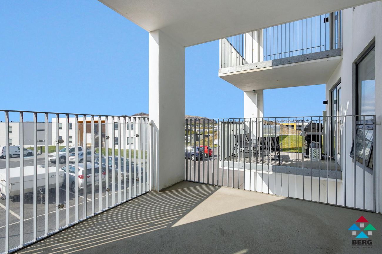 Vefarastræti 38, 270 Mosfellsbær