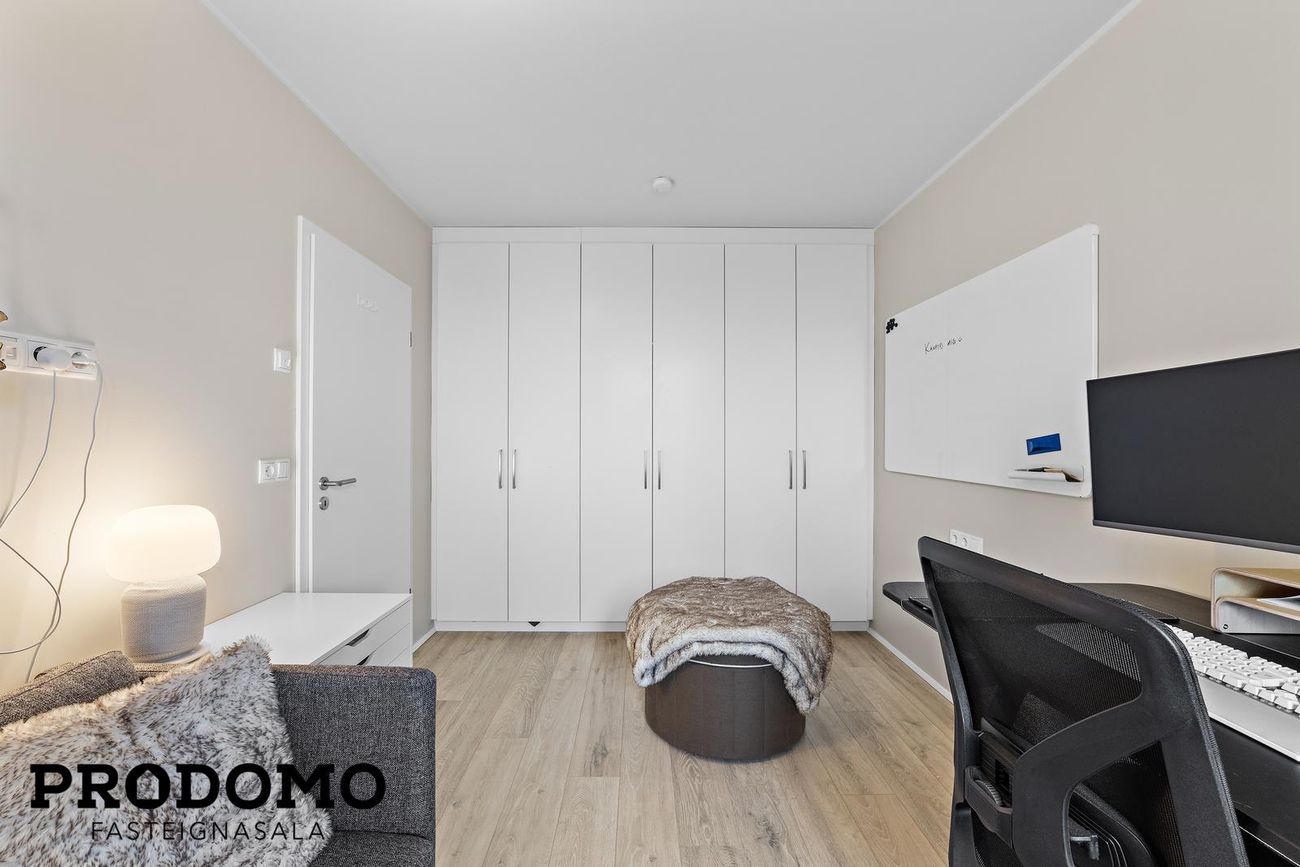 Dalsbraut 14, 260 Reykjanesbær