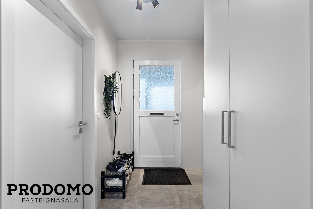 Dalsbraut 14, 260 Reykjanesbær