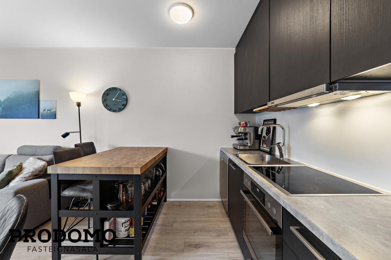 Dalsbraut 14, 260 Reykjanesbær