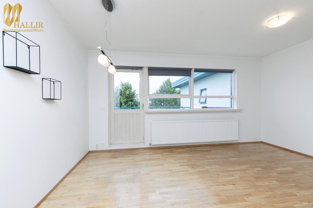 Frostafold 30, 112 Reykjavík