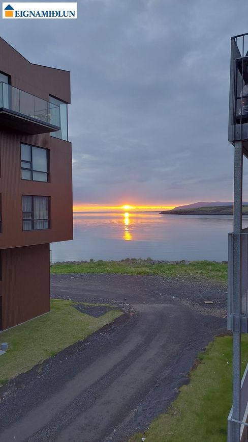 Jöfursbás 11A, 112 Reykjavík