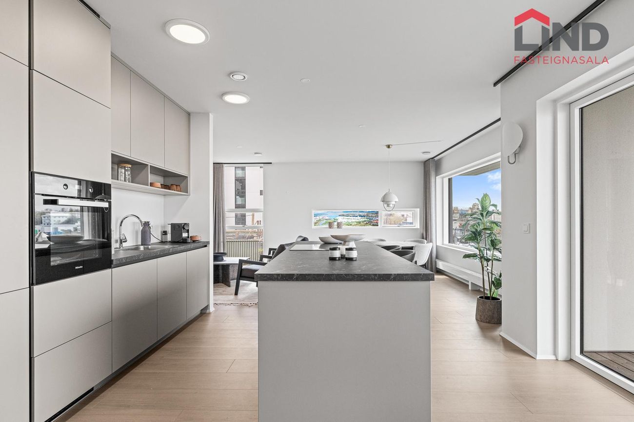 Eirhöfði 7A, 110 Reykjavík