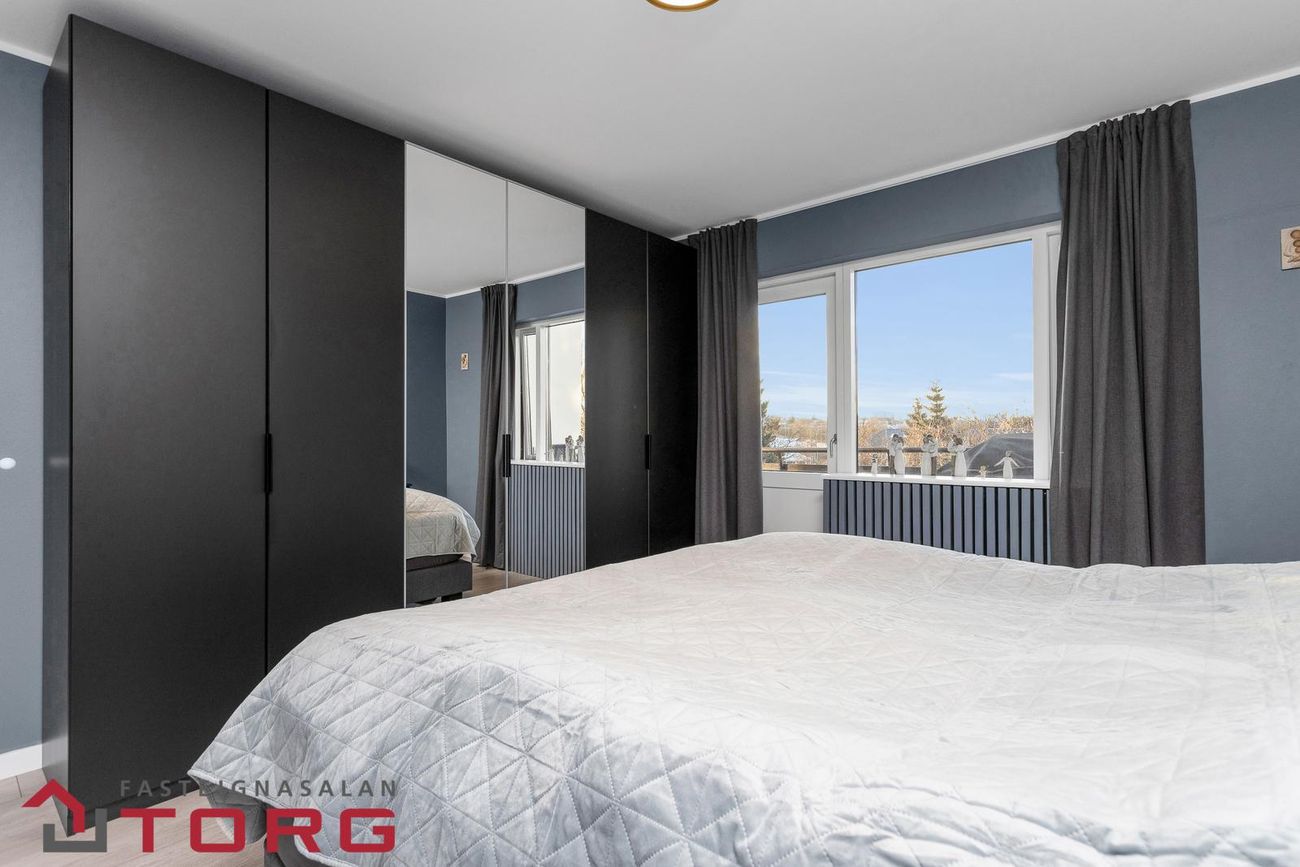 Gnoðarvogur 48 - 0201, 104 Reykjavík